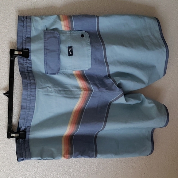 Billabong Striped 73 Lo Tides 19" Board Short Size 38 - Picture 2 of 6